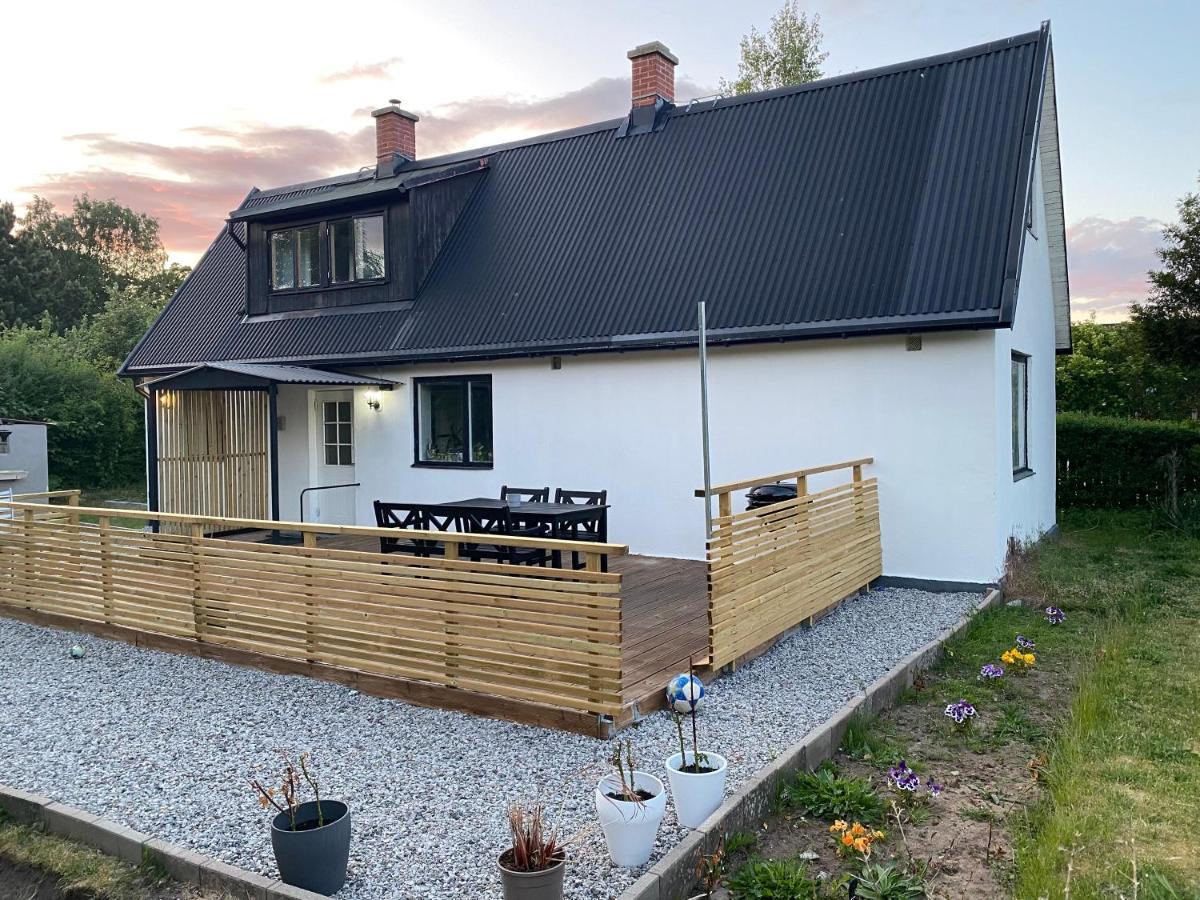 Bli Hel Villa Malmo Exterior photo